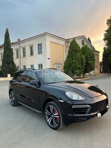 Porsche Cayenne Turbo 2011, 145,215 km - 4.8 l - Gəncə