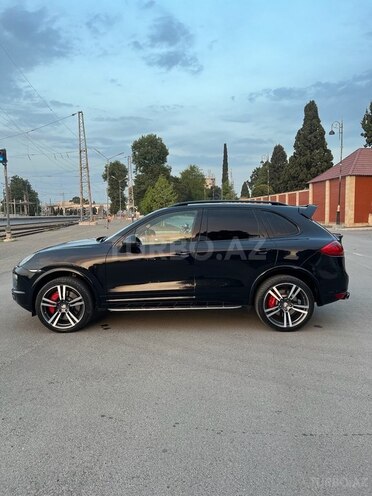 Porsche Cayenne Turbo 2011, 145,215 km - 4.8 l - Gəncə