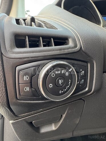 Ford Focus 2013, 158,000 km - 1.6 l - Şəki