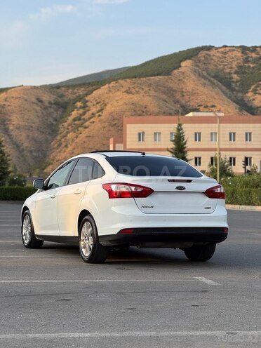 Ford Focus 2013, 158,000 km - 1.6 l - Şəki