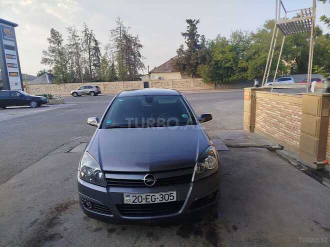 Opel Astra 2005, 285,000 km - 1.4 l - Yevlax