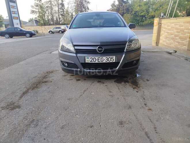 Opel Astra 2005, 285,000 km - 1.4 l - Yevlax