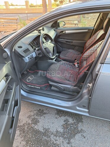 Opel Astra 2005, 285,000 km - 1.4 l - Yevlax
