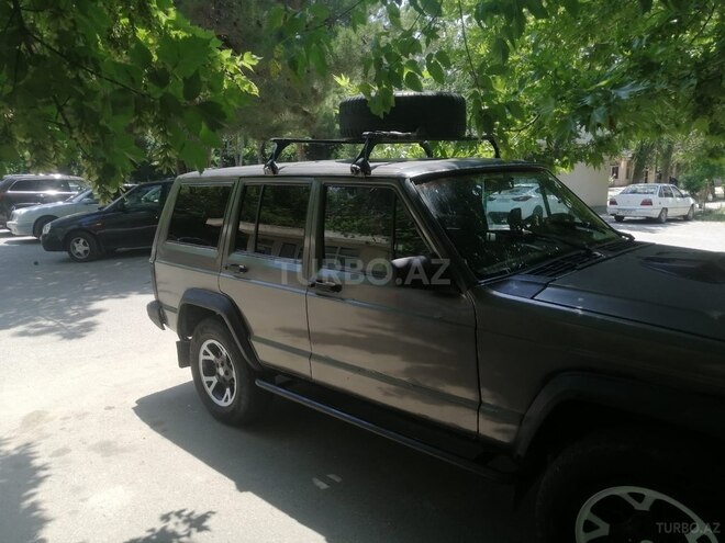 Jeep Cherokee 1992, 385,000 km - 2.5 l - Mingəçevir