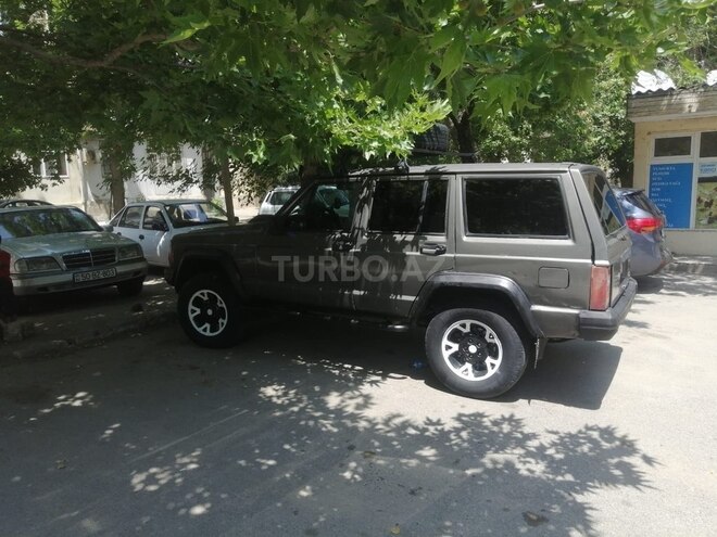 Jeep Cherokee 1992, 385,000 km - 2.5 l - Mingəçevir