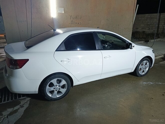 Kia Cerato 2010, 233,337 km - 1.6 l - Siyəzən