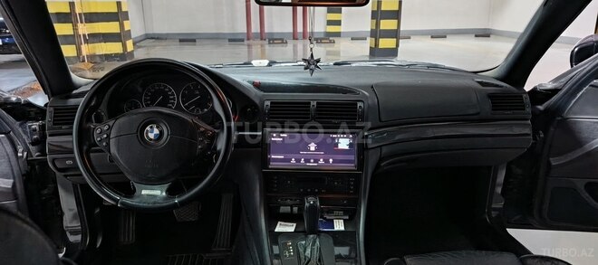 BMW 740 2001, 275,321 km - 4.4 l - Bakı