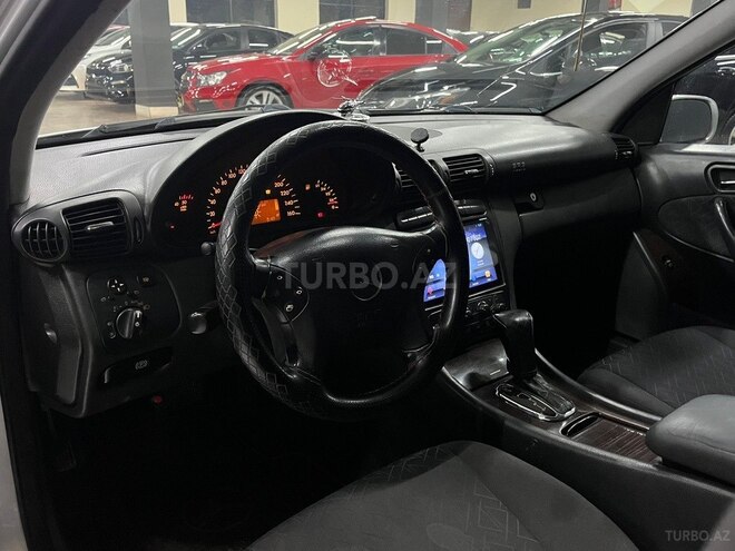 Mercedes C 220 2000, 302,187 km - 2.1 l - Bakı