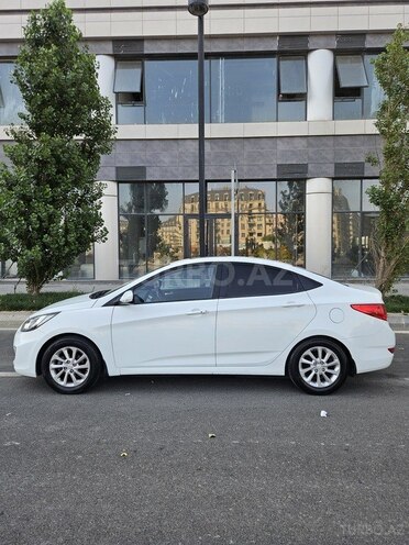 Hyundai Accent 2011, 206,400 km - 1.6 l - Bakı