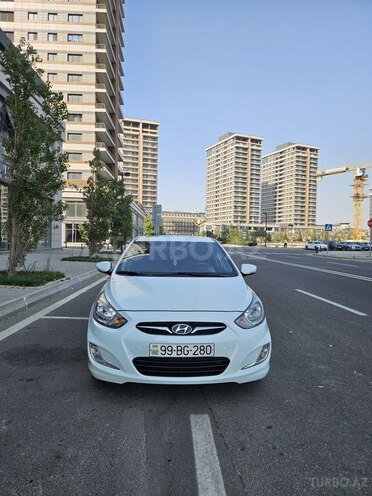 Hyundai Accent 2011, 206,400 km - 1.6 l - Bakı