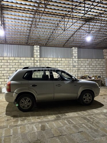 Hyundai Tucson 2006, 306,000 km - 2.0 l - Neftçala