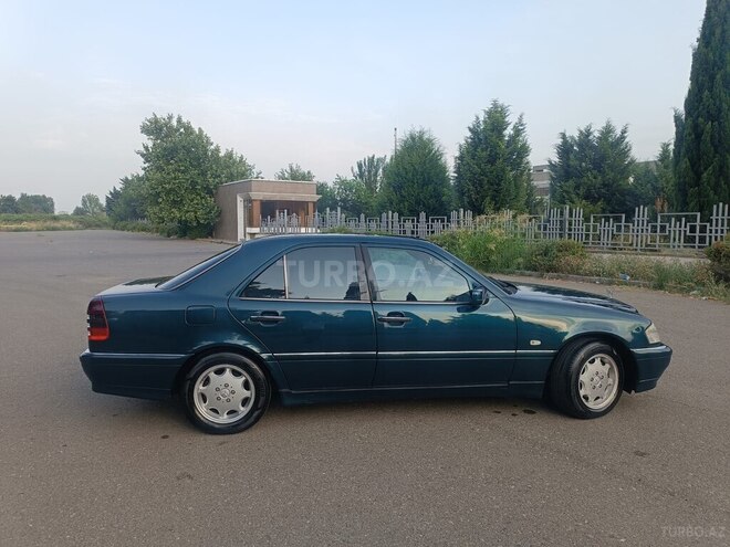 Mercedes C 240 1997, 321,459 km - 2.4 l - Tovuz