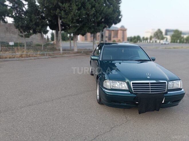 Mercedes C 240 1997, 321,459 km - 2.4 l - Tovuz
