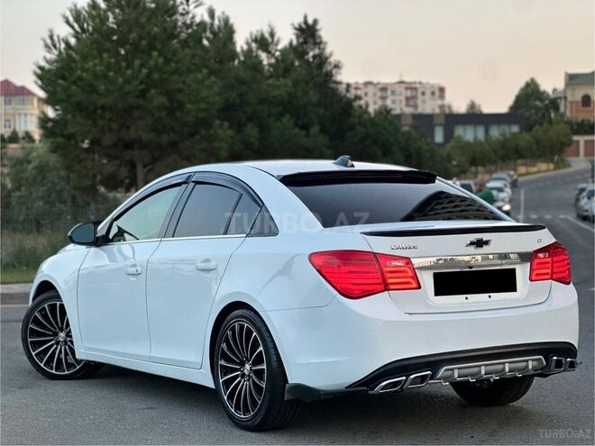 Chevrolet Cruze-4