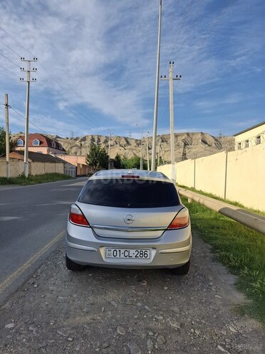 Opel Astra 2006, 245,000 km - 1.4 l - Mingəçevir