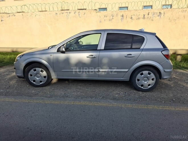 Opel Astra 2006, 245,000 km - 1.4 l - Mingəçevir