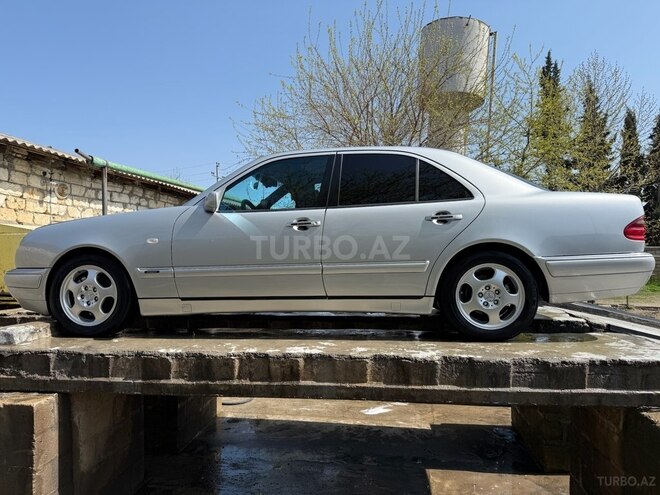 Mercedes E 230 1996, 413,550 km - 2.3 l - Ağcabədi
