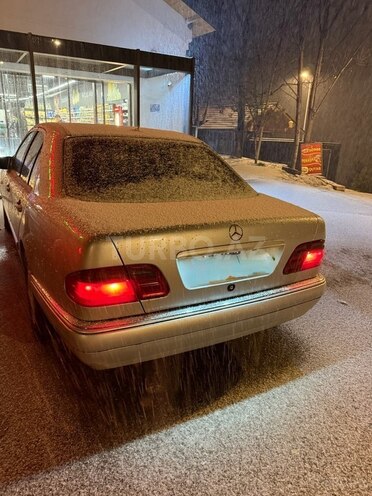 Mercedes E 230 1996, 413,550 km - 2.3 l - Ağcabədi