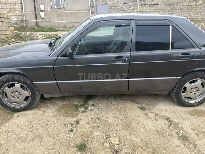Mercedes 190 1991, 420,000 km - 2.6 l - Bakı