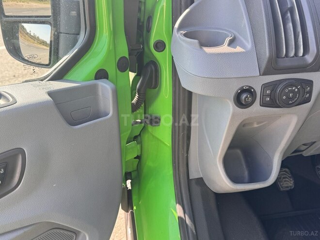 Ford Transit 2017, 240,000 km - 2.0 l - Bakı