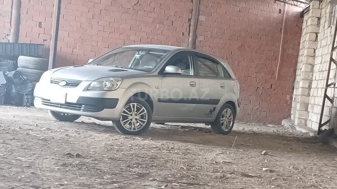 Kia Rio 2006, 330,000 km - 1.5 l - Cəlilabad