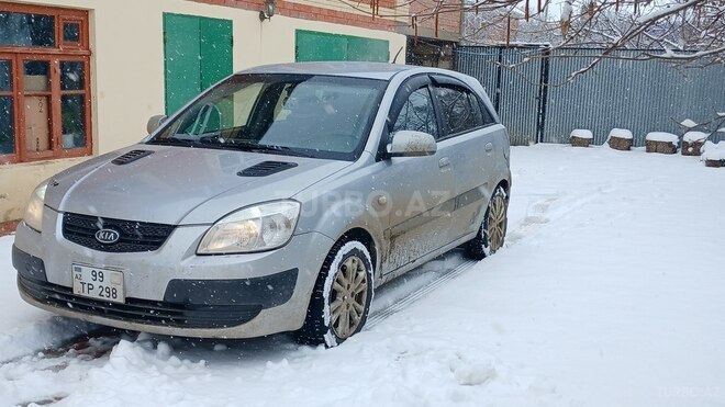 Kia Rio 2006, 330,000 km - 1.5 l - Cəlilabad