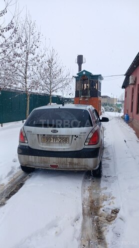 Kia Rio 2006, 330,000 km - 1.5 l - Cəlilabad