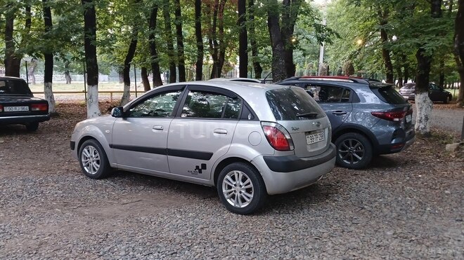 Kia Rio 2006, 330,000 km - 1.5 l - Cəlilabad