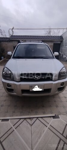 Hyundai Tucson 2008, 211,369 km - 2.0 l - Qusar