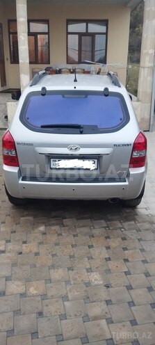 Hyundai Tucson 2008, 211,369 km - 2.0 l - Qusar