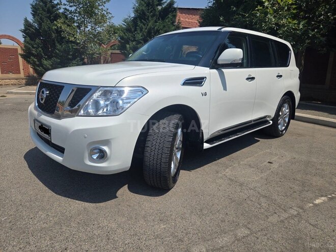 Nissan Patrol 2012, 92,500 km - 5.6 l - Gəncə