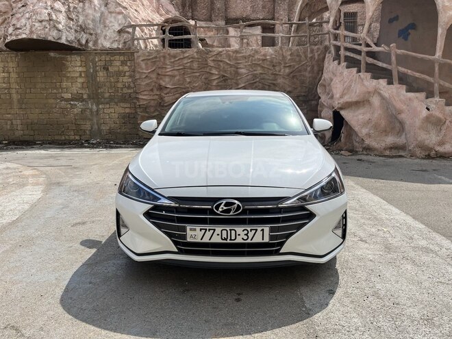 Hyundai Elantra 2019, 150,000 km - 2.0 l - Bakı