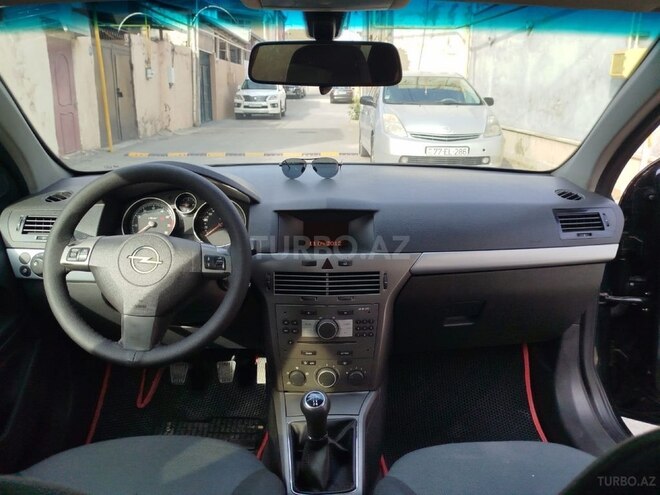 Opel Astra 2006, 280,000 km - 1.4 l - Bakı
