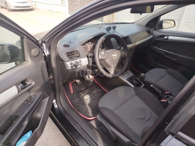 Opel Astra 2006, 280,000 km - 1.4 l - Bakı