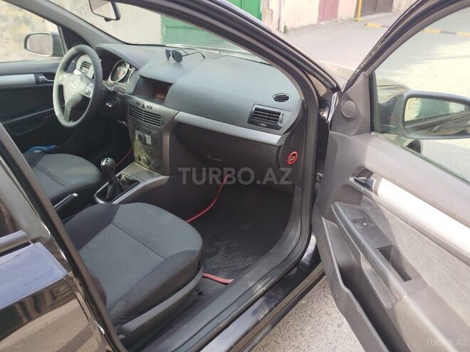 Opel Astra 2006, 280,000 km - 1.4 l - Bakı
