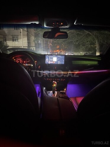 BMW 528 2013, 283,000 km - 2.0 l - Bakı