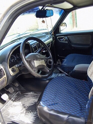 GAZ 31105 2004, 185,000 km - 2.3 l - Şabran