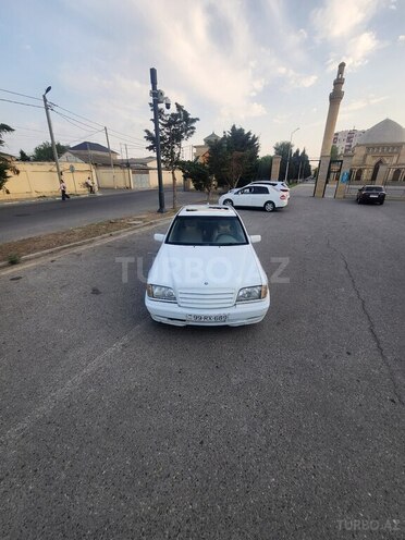 Mercedes C 180 1999, 225,000 km - 1.8 л - Sumqayıt