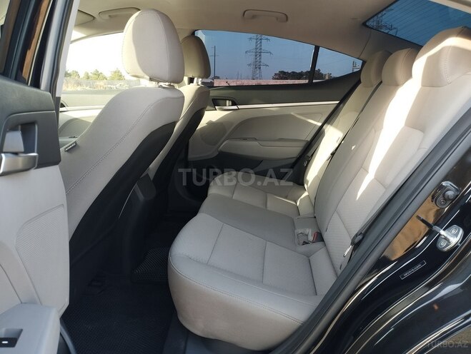 Hyundai Elantra 2019, 97,000 km - 2.0 l - Bakı