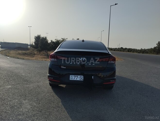 Hyundai Elantra 2019, 97,000 km - 2.0 l - Bakı