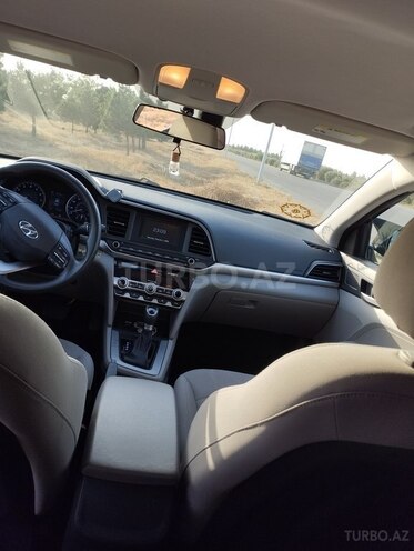 Hyundai Elantra 2019, 97,000 km - 2.0 l - Bakı