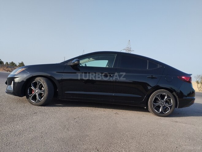 Hyundai Elantra 2019, 97,000 km - 2.0 l - Bakı