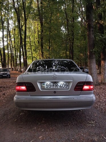 Mercedes E 220 1999, 115,229 km - 2.2 l - Lənkəran