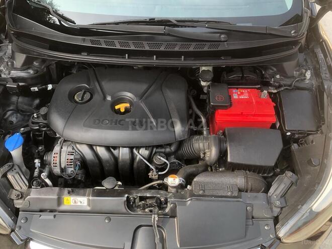 Hyundai Elantra 2015, 80,000 km - 1.8 l - Sumqayıt