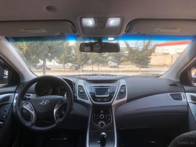 Hyundai Elantra 2015, 80,000 km - 1.8 l - Sumqayıt