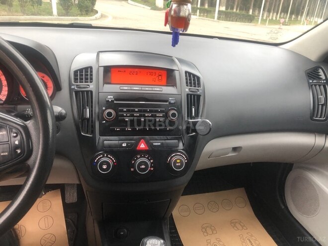Kia Ceed 2009, 256,000 km - 1.4 л - Bakı