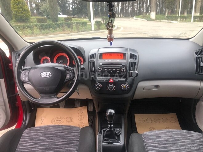 Kia Ceed 2009, 256,000 km - 1.4 л - Bakı