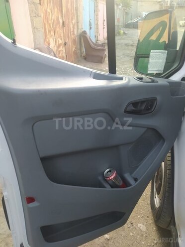 Ford Transit 2017, 135,000 km - 3.2 l - Bakı