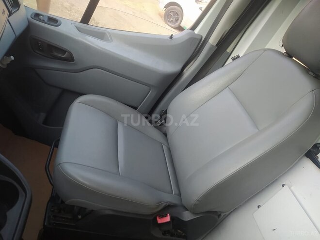 Ford Transit 2017, 135,000 km - 3.2 l - Bakı