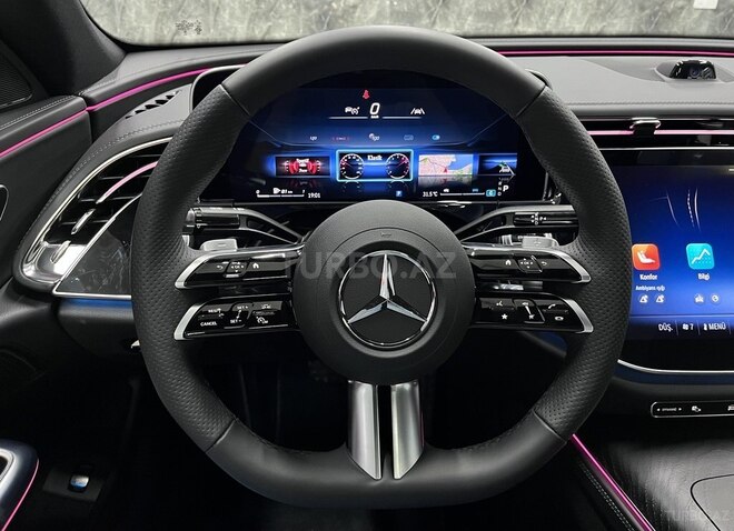 Mercedes E 200-23
